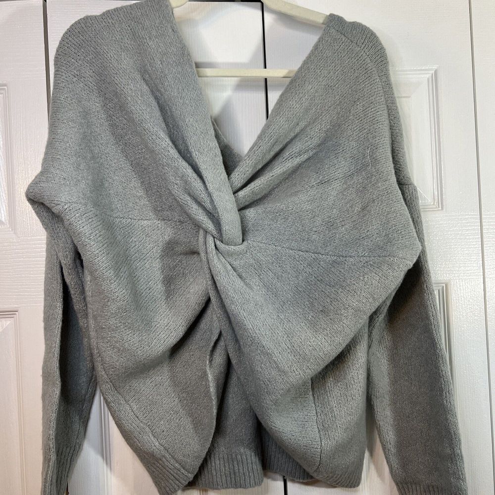 HARPER HERITAGE Boutique Sweater - Light Gray Twist Knot Back‎ Size Medium - Picture 4 of 9